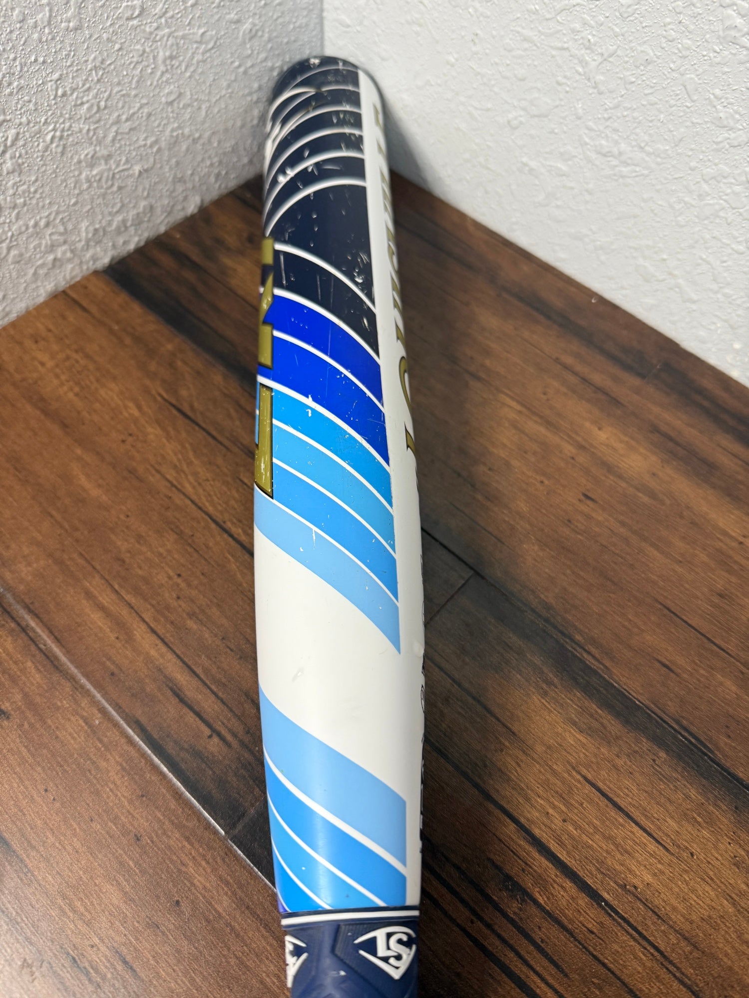 Where to find a 2022 Louisville Slugger LXT 29 or 30 inch drop 10 or 11 fastpitch bat