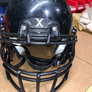 USED XENITH X2E+ YOUTH FOOTBALL HELMET - MEDIUM - BLACK