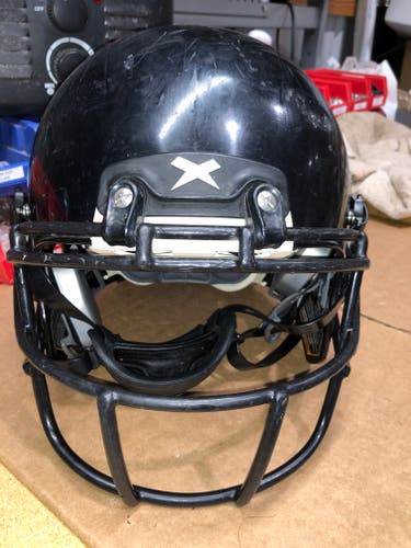 USED XENITH X2E+ YOUTH FOOTBALL HELMET - MEDIUM - BLACK