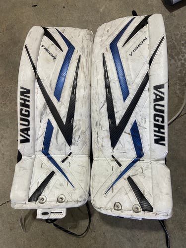 27" Vaughn Vision 9200 Goalie Leg Pads (Used)