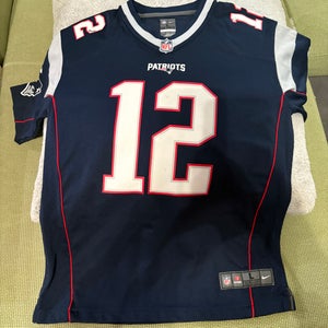 Patriots Tom Brady Large Boys Nike Jersey (Used)