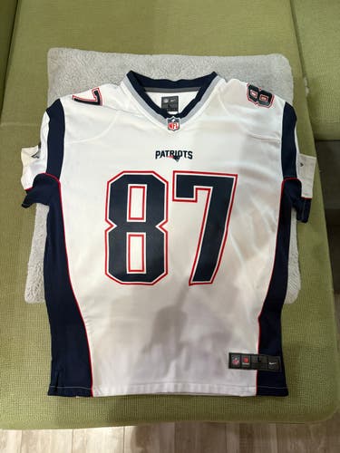 NFL Patriots Rob Gronkowski Large Boys Nike Jersey (Used)