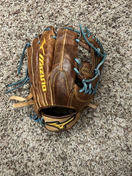 Mizuno Classic Pro Soft RH Infield Baseball Glove 11.5" (Used)