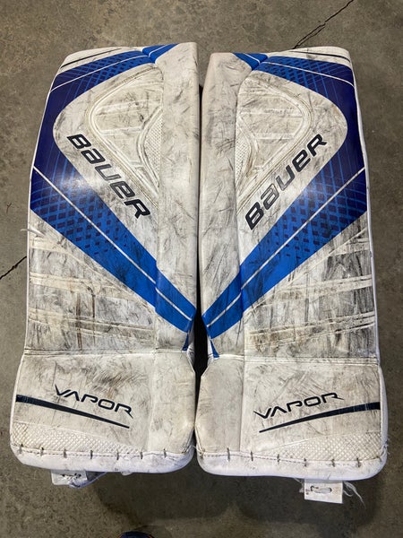 Small Bauer Vapor X900 Goalie Leg Pads (Used)