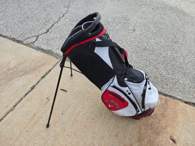 Callaway Dual Strap 7 Divider Dual Strap Golf Stand Bag Black/White/Red