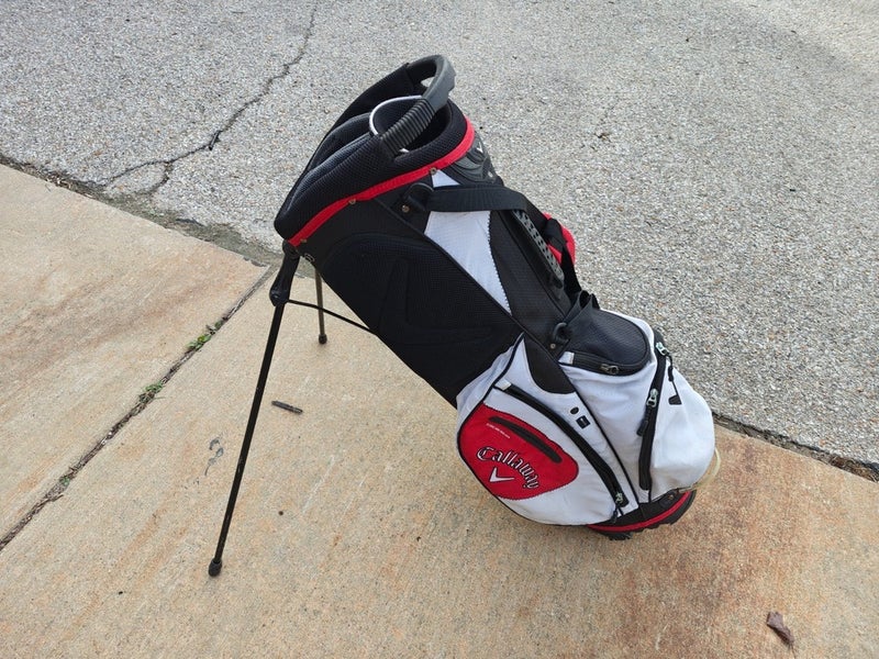 Callaway Dual Strap 7 Divider Dual Strap Golf Stand Bag Black/White/Red