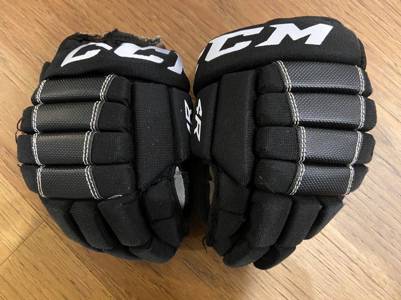 CCM Tacks 4 Roll Gloves 9" (Used)