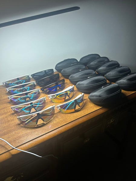 Unisex One Size Fits All Oakley Radar EV Sunglasses (New)