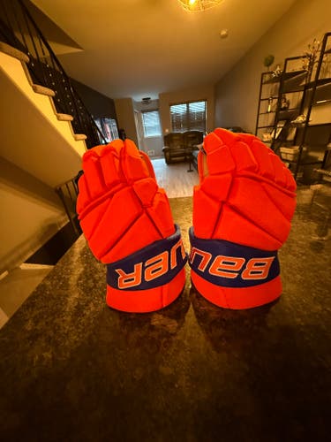 BAUER VAPOR TEAM ELITE HOCKEY GLOVES