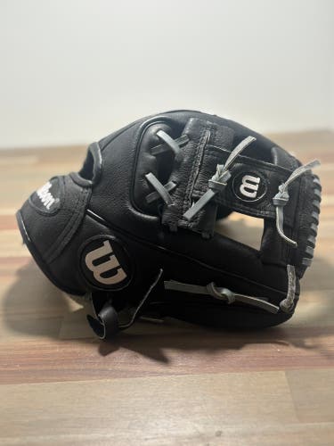 Wilson A450 RH Baseball Glove