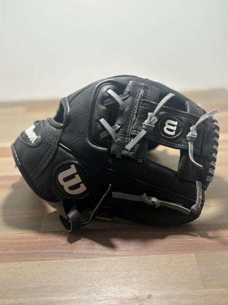 Wilson A450 RH Baseball Glove