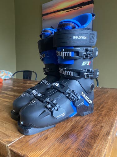 BRAND NEW Salomon S/Pro 130 Ski Boots (26.5)