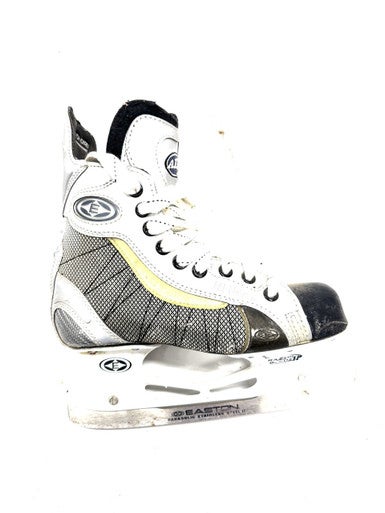 Used Easton AIR Intermediate Hockey Skate Intermediate 4.5 11860-S000301487