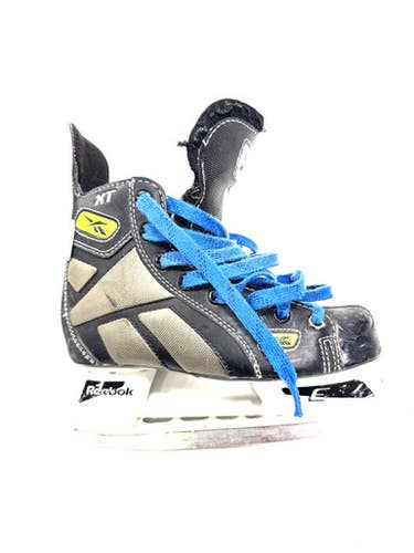 Used Reebok XT Junior Hockey Skate Junior 03 11860-S000301486