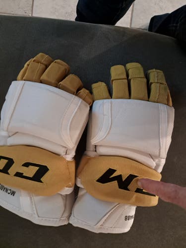 CCM Gloves HG12 NHL Prostock VGK