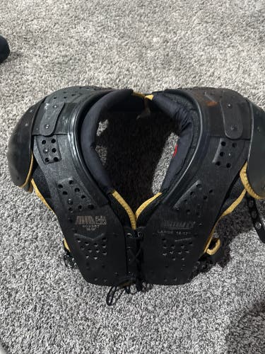 Large Youth Schutt Mid flex 3.0 Shoulder Pads (Used)