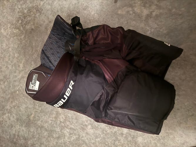 Men's Senior Large Bauer X Hockey Pants (Used)