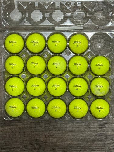 19 Titleist Pro V1 Yellow Golf Balls - 5A/4A Condition