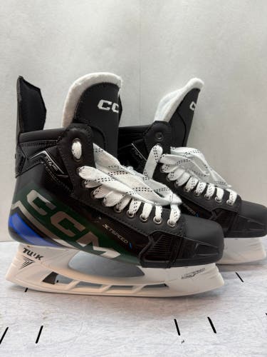*PRO STOCK* CCM FT6 PRO SKATE - 10.0 REG - BROCK BOESER