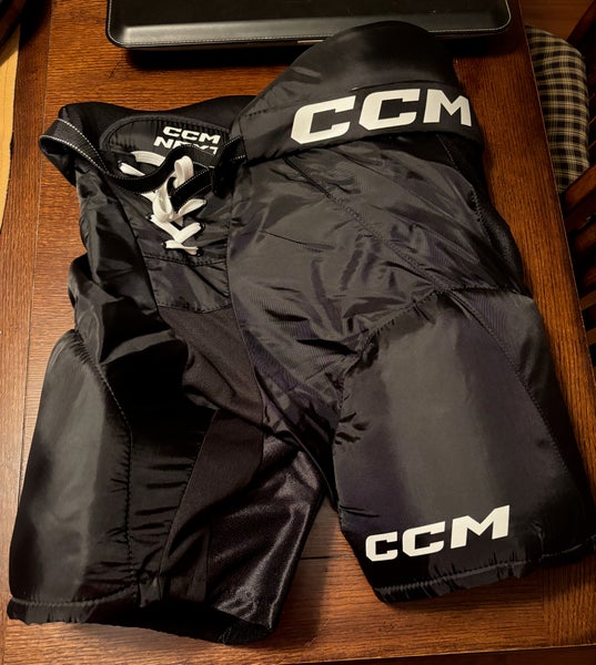 Men's Senior Small CCM Next Hockey Pants (Used)