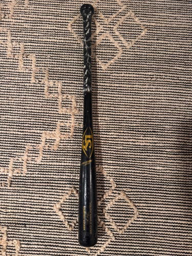 Louisville Slugger CY22 Bat (-7) 24 oz 31" (Used)