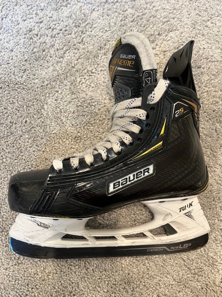 Bauer Supreme 2S Pro Hockey Skates Regular Width Size 4 (Used)
