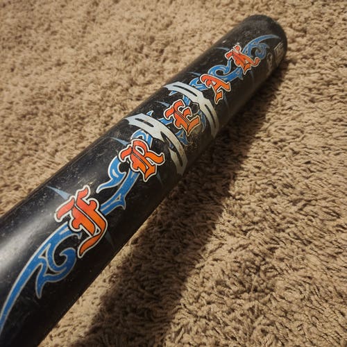 Miken Freak Composite 98 Slowpitch Softball Bat (-6) 28 oz 34" E Flex Technology