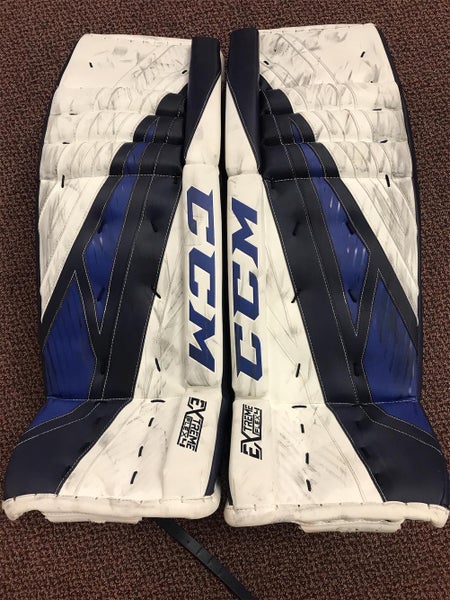 CCM Extreme Flex 4 Goalie Leg Pads – Size 34+2” | Used | High Performance (READ DESCRIPTION)