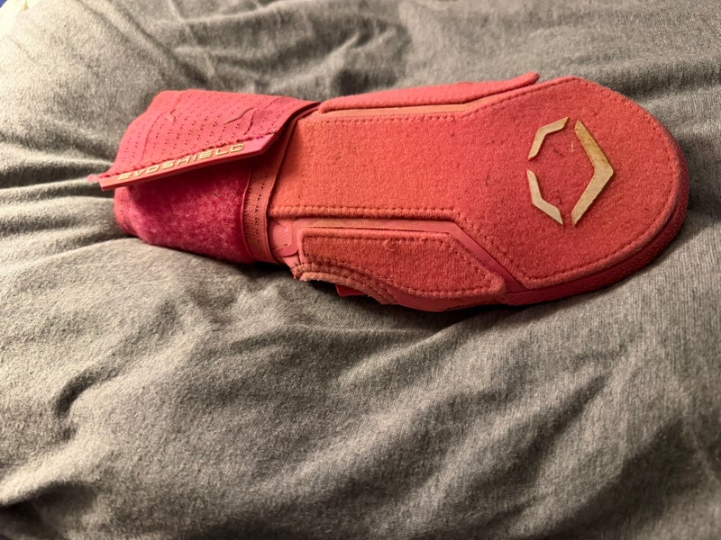 Pink Senior EvoShield Sliding Mitt (Used)