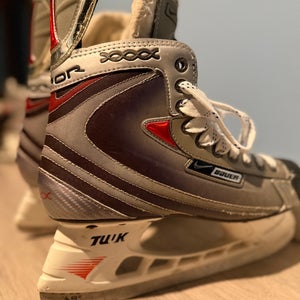 2007 Bauer Vapor XXXX Hockey Skates Regular Width Pro Stock 10 (Used)