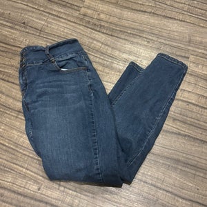 Hammer Distressed Women’s Jeans Size 15 Inseam 30” See Details