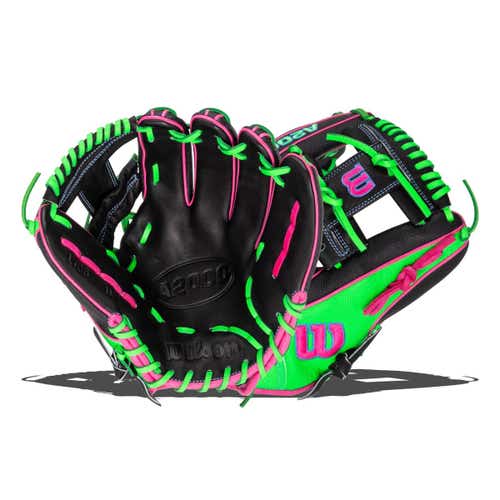 Used Wilson WBW103218115 Right Hand Thrower - Excellent Condition