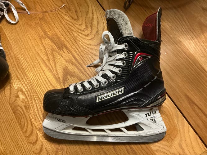 2019 Bauer Vapor 1X 2.0 Hockey Skates Regular Width Pro Stock 7 (Used)
