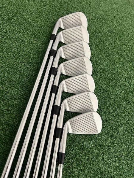 Mizuno Pro 243 Forged Iron Set 5-G / NS Pro Neo 95 Regular