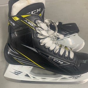 CCM Tacks size 10 Hockey Skates