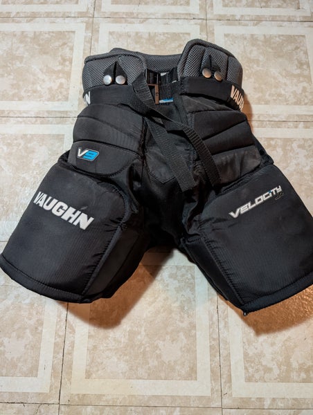 Junior Large Vaughn Velocity V9 Pro Hockey Goalie Pants (Used)