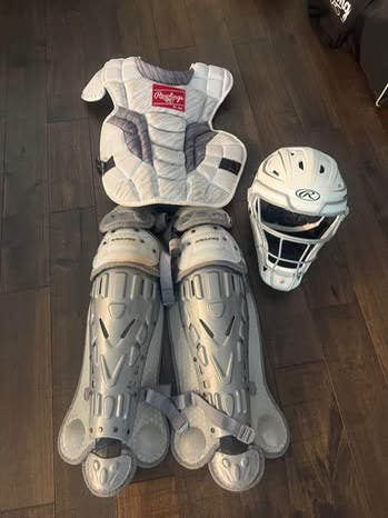 Rawlings Velo 2.0 Catcher's Set (Used)