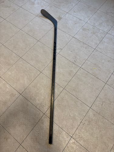Intermediate PRO Pro CARBON Left Hand Hockey Stick P92 55 Flex Pro Stock (Used)