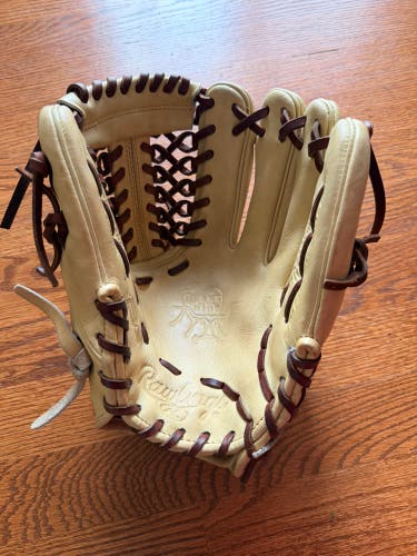 Rawlings Heart of the Hide RH Infield Baseball Glove 11.75" (Used)