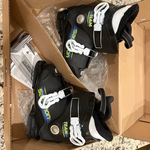 Mondo 19 & 19.5 Kid's Salomon T2 RT Ski Boots (Used)