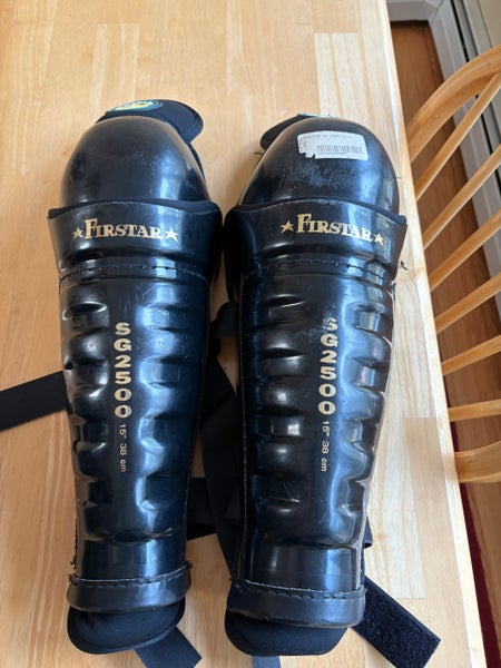 Firstar SG2500 15" Shin Pads