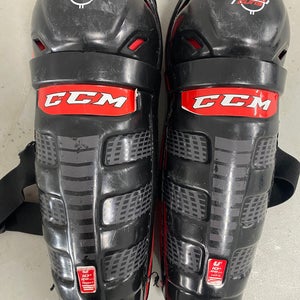 CCM 10'" Junior Shin Pads