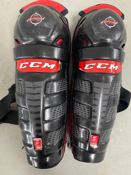 CCM 10'" Junior Shin Pads