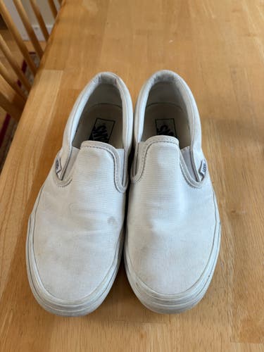 White Men's Size M 7.5 (W 8.5) Youth Vans Shoes (Used)