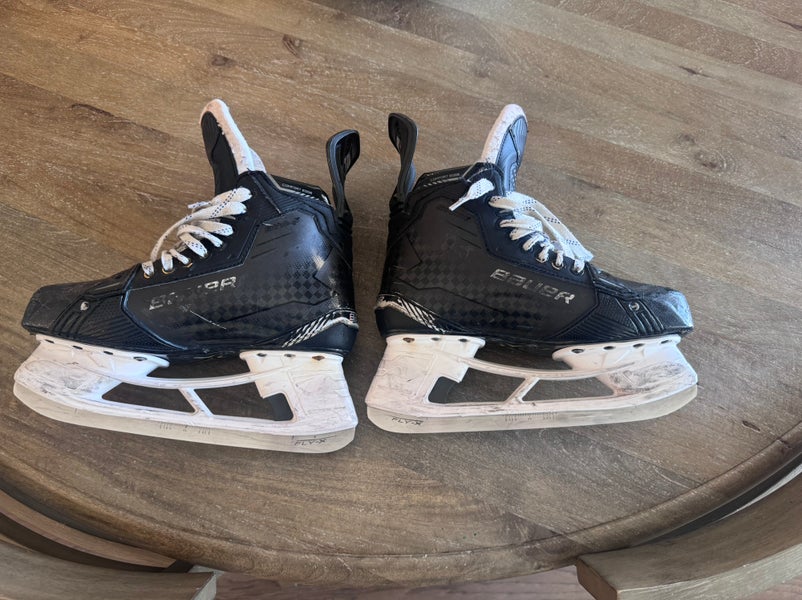 2024 Bauer Supreme Shadow Hockey Skates Regular Width (Used)