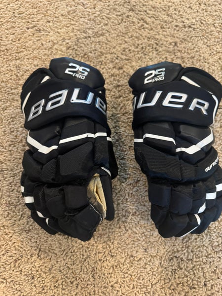 Bauer Supreme 2S Pro Gloves 10" (Used)