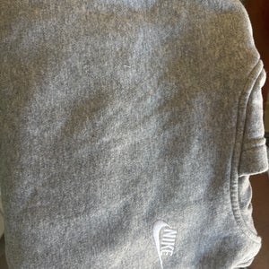 Gray Boys Medium Nike Sweatshirt (New)