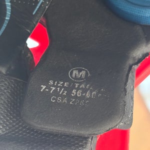 Medium Bauer Re-Akt 150 Helmet (Used)
