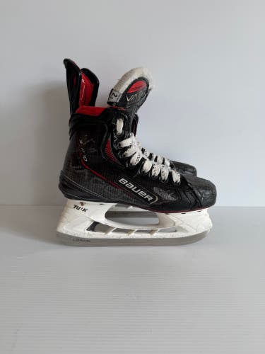 Used Junior Bauer Vapor 3X Pro Hockey Skates Size 2.5 EE