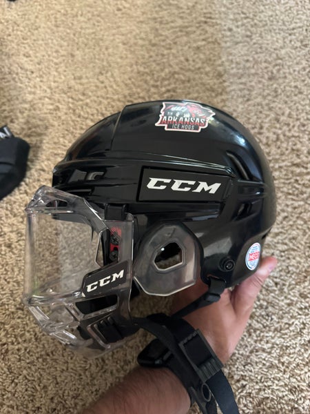 Small CCM Tacks 910 Helmet (Used)
